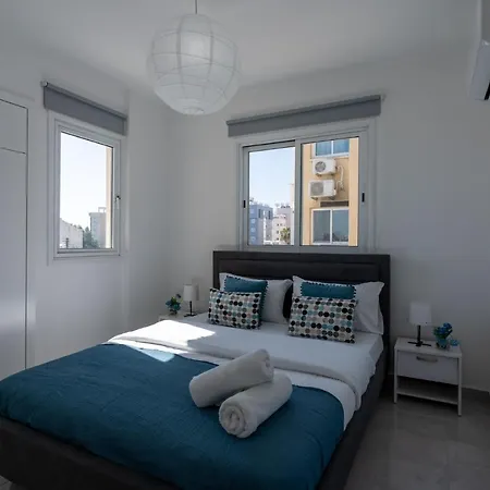 Andrea 3-bedroom In Mackenzie Apartment
