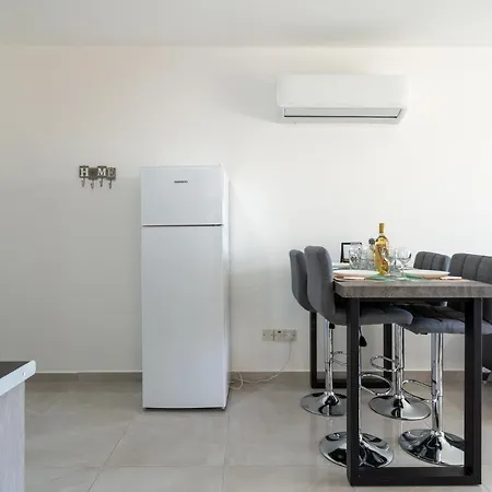 Apartamento Andrea 3-bedroom In Mackenzie *